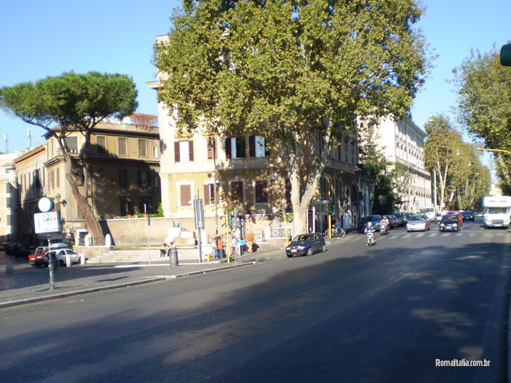 rua de roma - foto de Roma